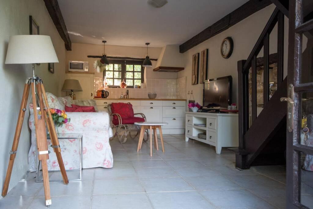 La Ferme Du Coustal Villa Vialot Exteriör bild